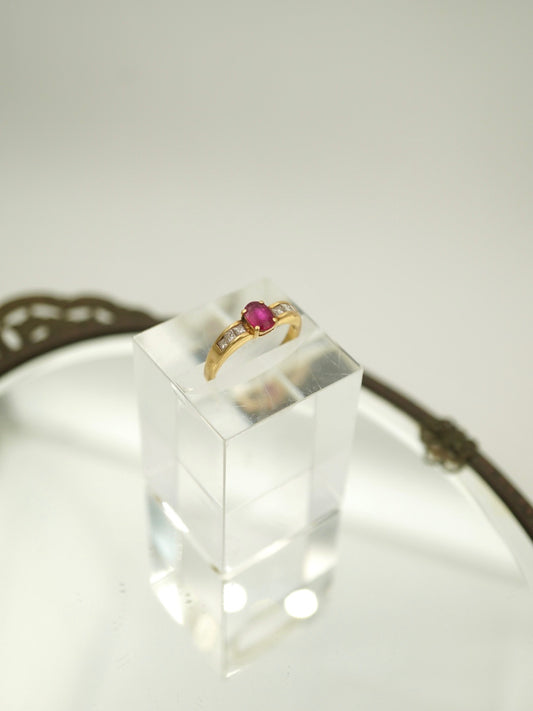 18k Ruby Diamond Ring
