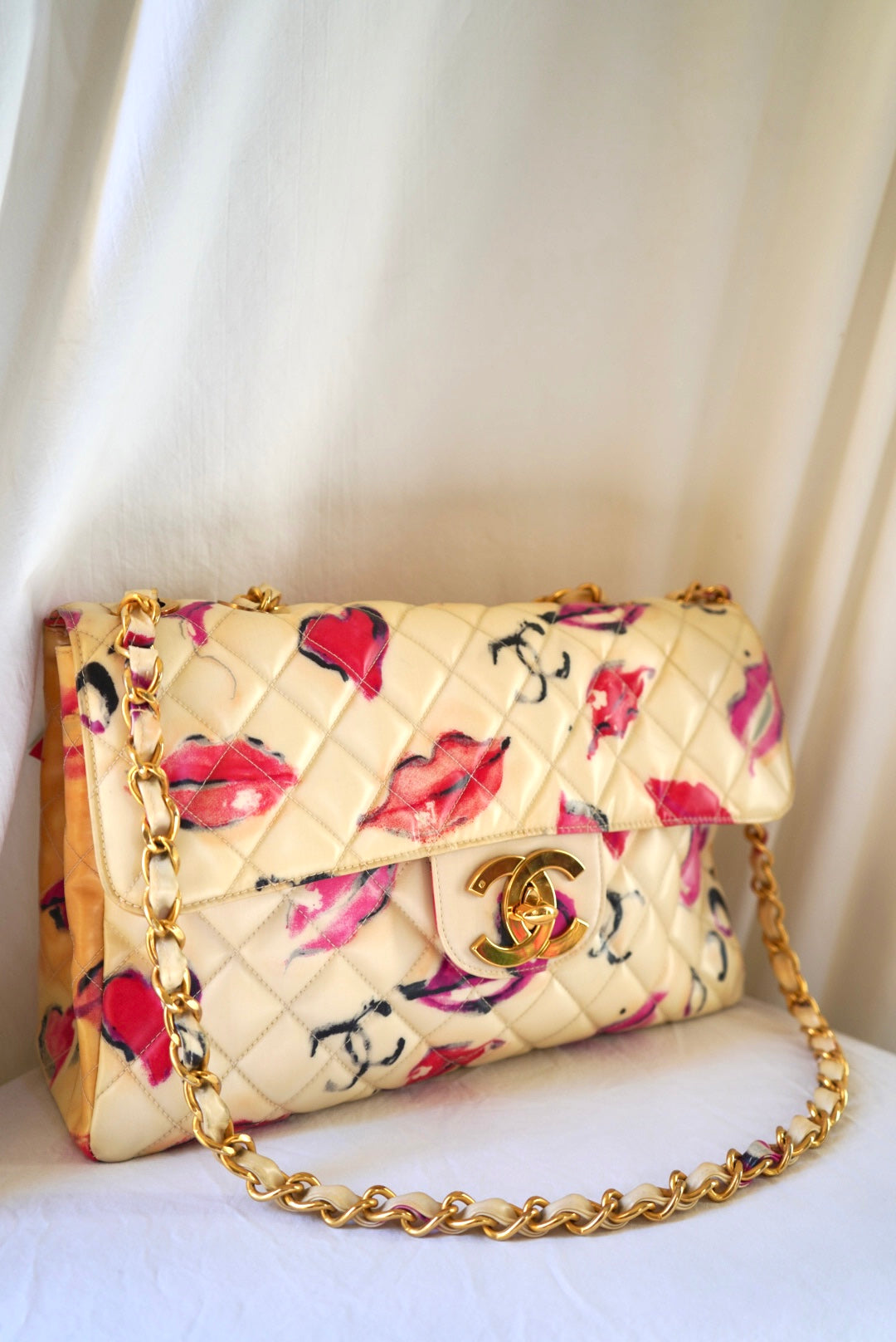 94-96' RARE CHANEL Lips Jumbo Bag