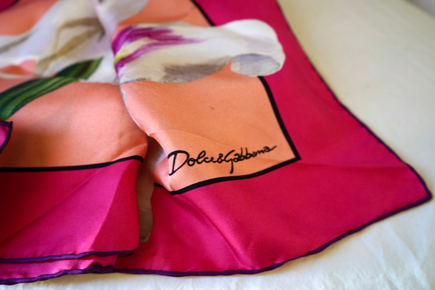 NWT Dolce & Gabbana Silk Lily Print Silk Scarf wBox