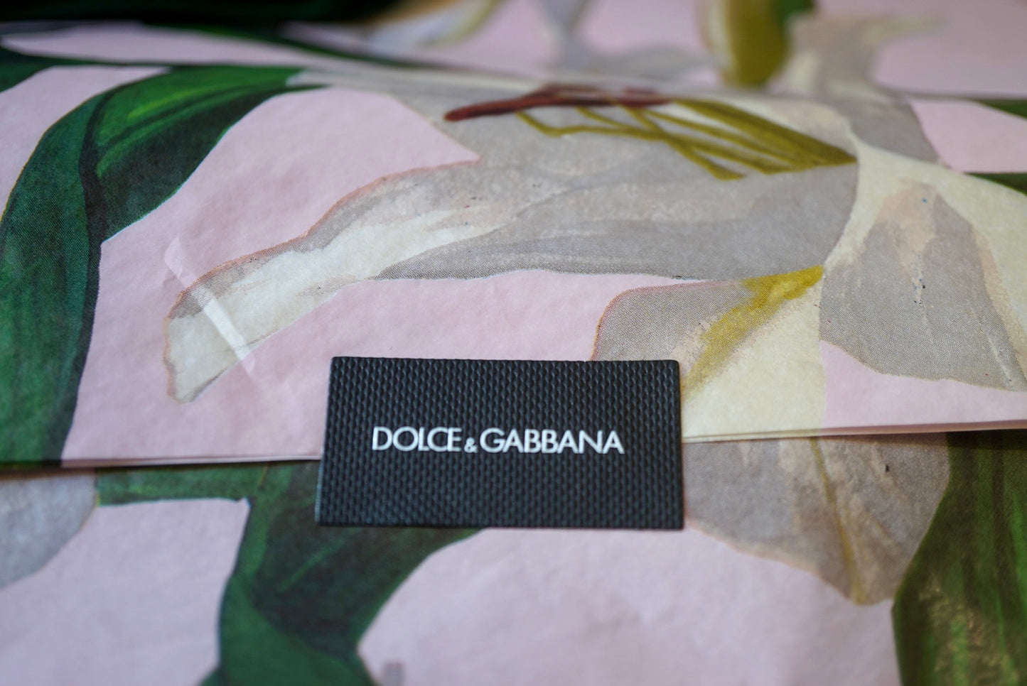 NWT Dolce & Gabbana Silk Lily Print Silk Scarf wBox