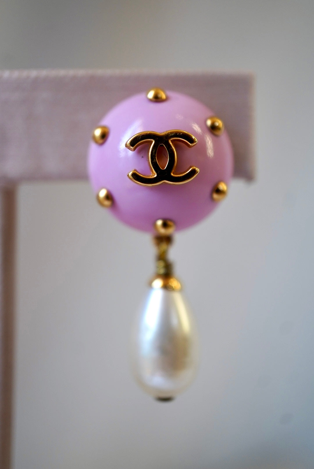 1990's CHANEL Pink Pearl Drop Earrings
